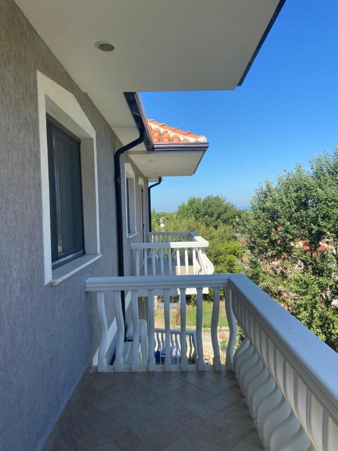 Apartment Sun Roll Baks-Rrjoll Екстериор снимка