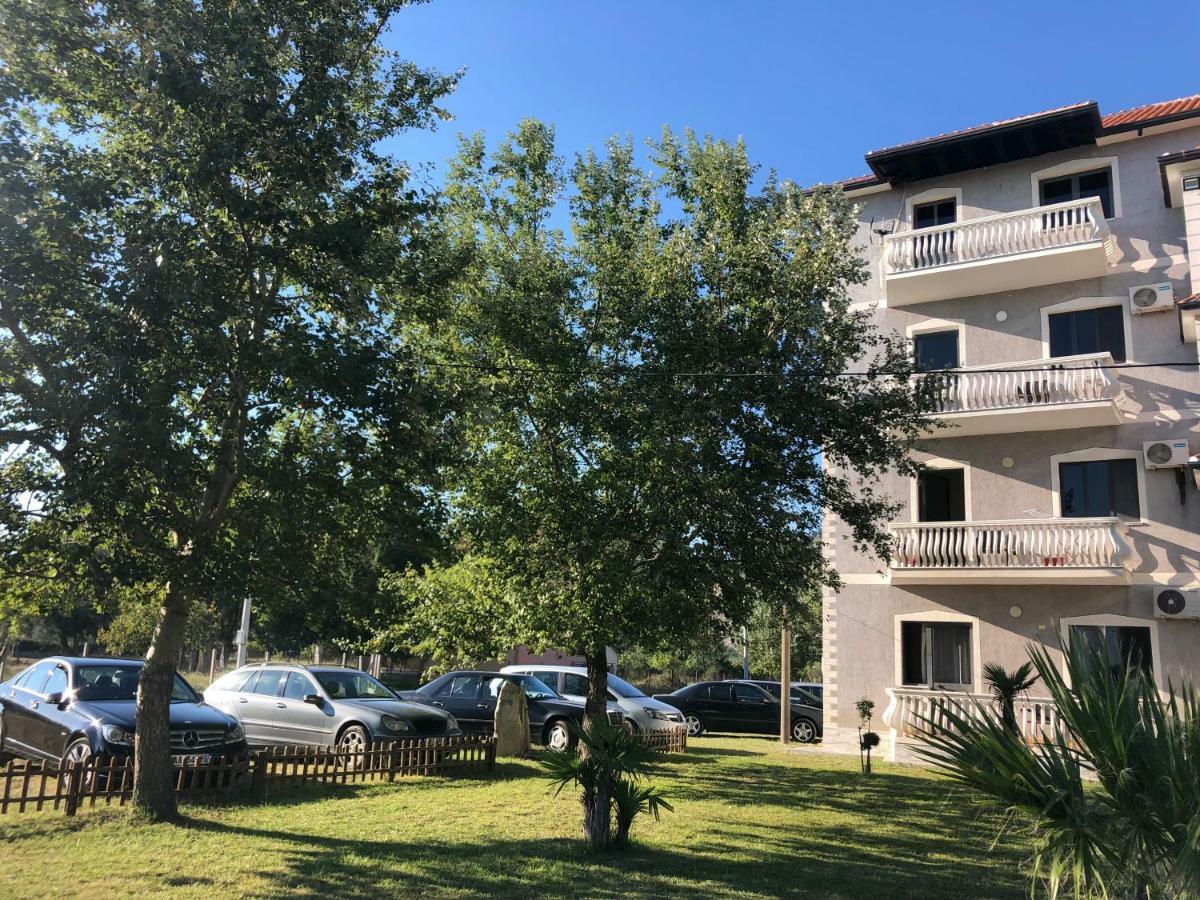 Apartment Sun Roll Baks-Rrjoll Екстериор снимка
